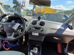 Gebruikte Airbag set + dashboard Seat Ibiza IV (6J5) 1.6 TDI 90 Prijs op aanvraag aangeboden door Alexander Autodemontage