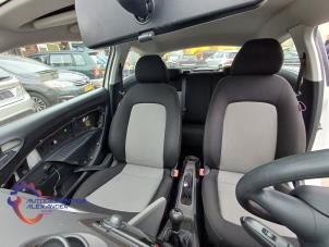 Gebruikte Stoelen + Bank (compleet) Seat Ibiza IV SC (6J1) 1.6 TDI 90 Prijs op aanvraag aangeboden door Alexander Autodemontage