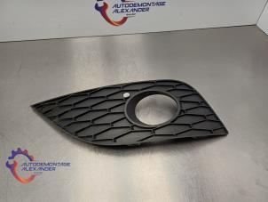 Gebruikte Afdekplaat mistlamp rechts Seat Altea (5P1) 1.2 TSI Prijs op aanvraag aangeboden door Alexander Autodemontage
