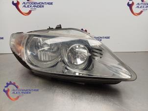 Gebruikte Rechter Koplamp Seat Exeo ST (3R5) 1.8 TSI 16V Prijs € 130,00 Margeregeling aangeboden door Alexander Autodemontage