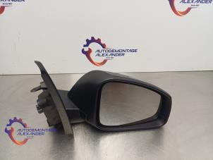 Gebruikte Spiegel Buiten rechts Renault Megane III Grandtour (KZ) 1.5 dCi 110 Prijs € 150,00 Margeregeling aangeboden door Alexander Autodemontage
