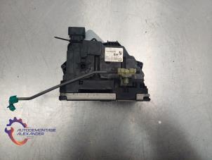 Gebruikte Slotmechaniek Portier 2Deurs rechts Opel Corsa D 1.3 CDTi 16V ecoFLEX Prijs op aanvraag aangeboden door Alexander Autodemontage