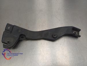 Gebruikte Bumpersteun links-voor Seat Exeo ST (3R5) 1.8 TSI 16V Prijs op aanvraag aangeboden door Alexander Autodemontage