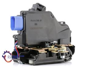 Nieuwe Deurslot Mechaniek 2Deurs links Volkswagen Golf Prijs € 40,00 Inclusief btw aangeboden door Alexander Autodemontage