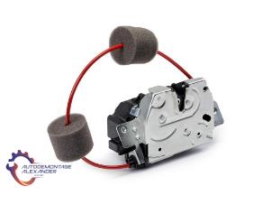 Nieuwe Achterklep Slotmechaniek Mercedes E-Klasse Prijs € 109,99 Inclusief btw aangeboden door Alexander Autodemontage