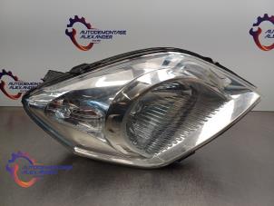 Gebruikte Koplamp rechts Fiat Fiorino (225) 1.3 D 16V Multijet Prijs € 59,99 Inclusief btw aangeboden door Alexander Autodemontage