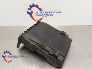 Gebruikte Accu afdekkap Skoda Octavia Combi (1Z5) 1.6 TDI Greenline Prijs op aanvraag aangeboden door Alexander Autodemontage