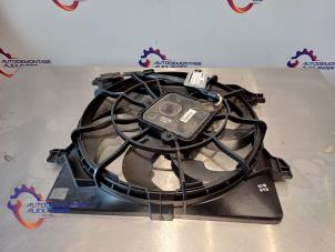 Gebruikte Vin Kia Sorento III (UM) 2.2 CRDi 16V VGT 4x4 Prijs € 400,00 Margeregeling aangeboden door Alexander Autodemontage