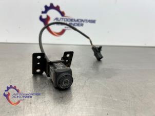 Gebruikte Camera voorzijde Kia Sorento III (UM) 2.2 CRDi 16V VGT 4x4 Prijs € 400,00 Margeregeling aangeboden door Alexander Autodemontage