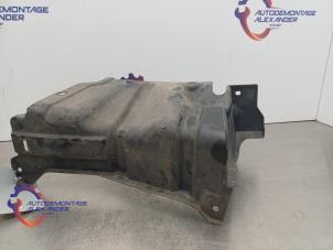 Gebruikte Beschermplaat bodem Suzuki Alto 1.0 12V Prijs op aanvraag aangeboden door Alexander Autodemontage