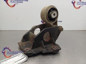 Gebruikte Motorrubber Renault Master II (FD/HD) 2.5 dCi 16V Prijs op aanvraag aangeboden door Alexander Autodemontage