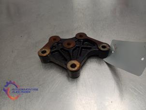 Gebruikte Versnellingsbak Steun Fiat Tipo (356H/357H) 1.4 T-Jet 16V Prijs op aanvraag aangeboden door Alexander Autodemontage