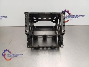 Gebruikte Radio slede Volkswagen Polo V (6R) 1.2 TSI 16V BlueMotion Technology Prijs op aanvraag aangeboden door Alexander Autodemontage