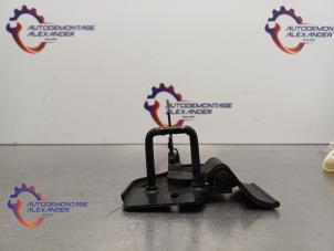 Gebruikte Slotmechaniek Motorkap Seat Altea XL (5P5) 1.8 TFSI 16V Prijs op aanvraag aangeboden door Alexander Autodemontage