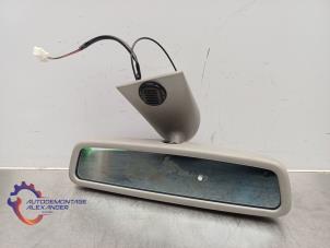 Gebruikte Binnenspiegel Mercedes CLK (C209) 2.6 240 V6 18V Prijs op aanvraag aangeboden door Alexander Autodemontage