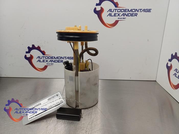 Gebruikte Tank element Pomp Seat Ibiza IV (6J5) 1.6 TDI 90 Prijs € 19,99 Margeregeling aangeboden door Alexander Autodemontage