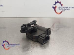 Gebruikte Kachelkraan Elektrisch Volkswagen Golf VI (5K1) 1.6 TDI 16V Prijs op aanvraag aangeboden door Alexander Autodemontage