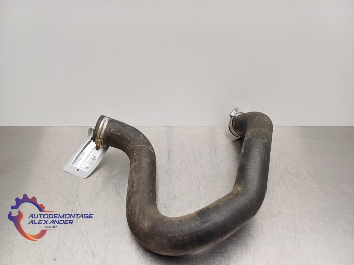 Gebruikte Intercooler Slang Opel Combo Cargo 1.2 110 Prijs op aanvraag aangeboden door Alexander Autodemontage