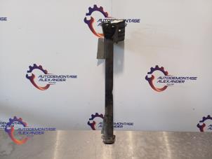 Gebruikte Subframe Opel Combo Cargo 1.2 110 Prijs op aanvraag aangeboden door Alexander Autodemontage