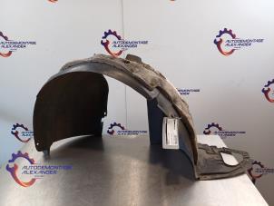 Gebruikte Modderkuip Peugeot 207 SW (WE/WU) 1.6 16V Prijs € 20,00 Margeregeling aangeboden door Alexander Autodemontage