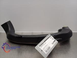 Gebruikte Luchtgeleider Volvo V40 (MV) 2.0 D3 16V Prijs op aanvraag aangeboden door Alexander Autodemontage