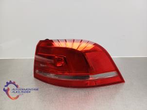 Gebruikte Achterlicht rechts Volkswagen Passat Variant (365) 2.0 TDI 16V 135 Prijs € 39,99 Margeregeling aangeboden door Alexander Autodemontage