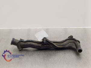 Gebruikte Waterpijp Peugeot 308 SW (L4/L9/LC/LJ/LR) 1.2 12V e-THP PureTech 110 Prijs op aanvraag aangeboden door Alexander Autodemontage