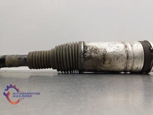 Gebruikte Schokdemper links-voor Landrover Range Rover Sport (LW) 3.0 TDV6 Prijs op aanvraag aangeboden door Alexander Autodemontage