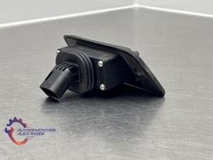 Gebruikte Diversen Volkswagen Transporter T5 2.0 TDI DRF Prijs op aanvraag aangeboden door Alexander Autodemontage