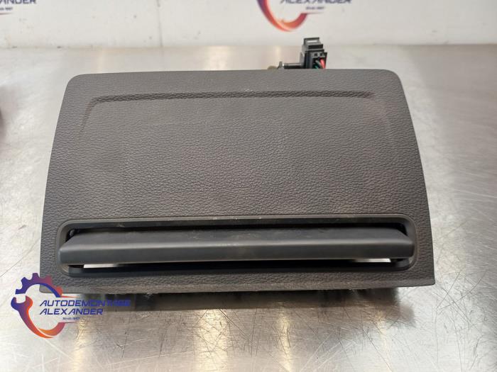 Gebruikte Display Interieur Audi A3 Sportback (8VA/8VF) 1.2 TFSI 16V Prijs € 99,99 Inclusief btw aangeboden door Alexander Autodemontage