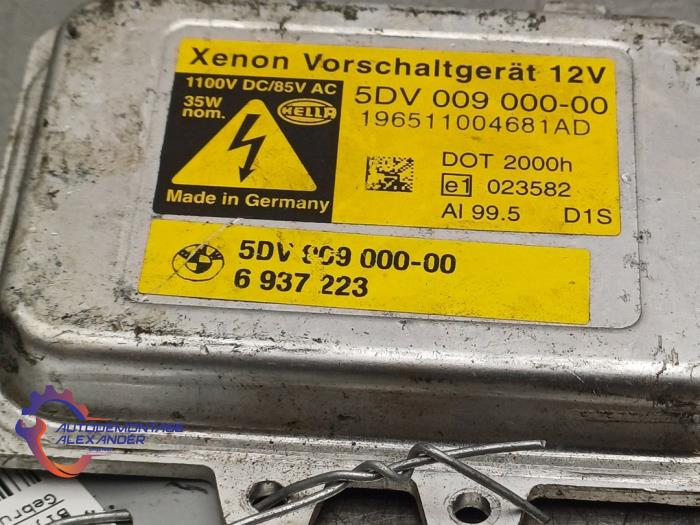 Xenon module van een BMW 5 serie (E60) 525i 24V