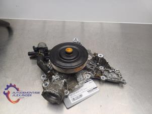 Gebruikte Waterpomp Mercedes E (W212) E-350 CGI V6 24V BlueEfficiency Prijs op aanvraag aangeboden door Alexander Autodemontage