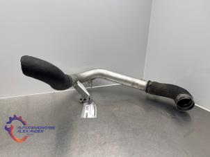 Gebruikte Intercooler Buis Volvo V40 (MV) 2.0 D3 16V Prijs op aanvraag aangeboden door Alexander Autodemontage