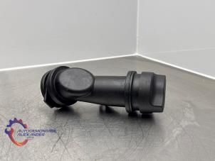 Gebruikte Olie vulpijp Mercedes E (W211) 3.0 E-280 CDI 24V Prijs op aanvraag aangeboden door Alexander Autodemontage