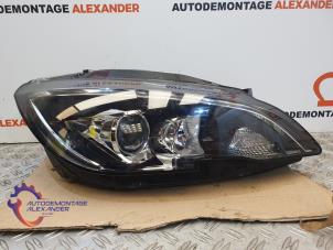 Gebruikte Rechter Koplamp Peugeot 308 (L3/L8/LB/LH/LP) 1.6 16V GT 205 Prijs € 130,00 Margeregeling aangeboden door Alexander Autodemontage