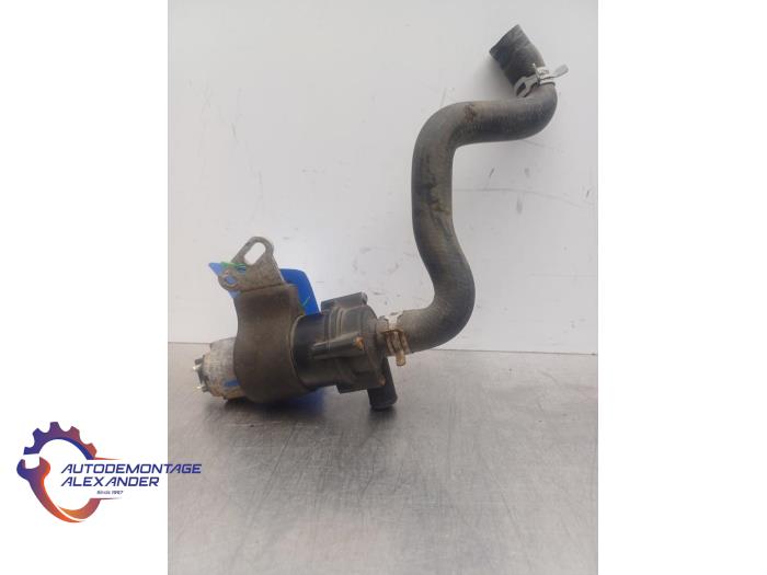 Gebruikte Waterpomp Mercedes SLK (R170) 2.0 200 16V Prijs € 24,99 Margeregeling aangeboden door Alexander Autodemontage
