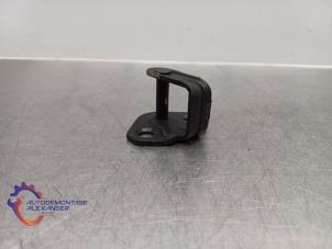 Diversen van een Volkswagen Caddy III (2KA,2KH,2CA,2CH) 1.6 TDI 16V 2013