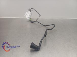 Gebruikte Brandstofleiding Volkswagen Caddy III (2KA,2KH,2CA,2CH) 1.6 TDI 16V Prijs op aanvraag aangeboden door Alexander Autodemontage