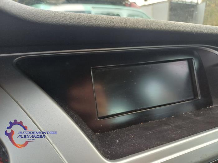 Gebruikte Display Interieur Audi A4 (B8) 1.8 TFSI 16V Prijs op aanvraag aangeboden door Alexander Autodemontage