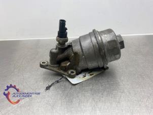 Gebruikte Oliefilterhuis Austin Mini Open (R52) 1.6 16V Cooper Prijs € 30,00 Margeregeling aangeboden door Alexander Autodemontage