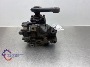 Gebruikte Servopomp Mercedes SLK (R170) 2.0 200 16V Prijs op aanvraag aangeboden door Alexander Autodemontage