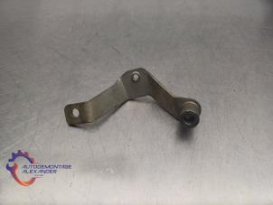 Gebruikte Steun (diversen) Mercedes C (W204) 1.8 C-180 CGI 16V Prijs op aanvraag aangeboden door Alexander Autodemontage