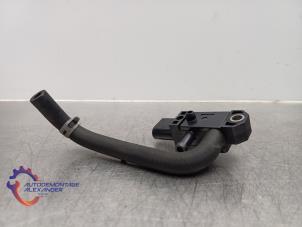 Druksensor van een Volkswagen Polo V (6R) 1.4 TDI 12V 75 2015