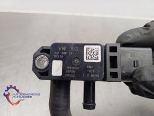 Druksensor van een Volkswagen Polo V (6R) 1.4 TDI 12V 75 2015