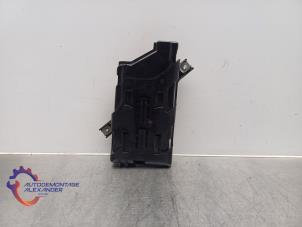 Gebruikte Regelunit Multi Media Volkswagen Polo V (6R) 1.4 TDI 12V 75 Prijs op aanvraag aangeboden door Alexander Autodemontage