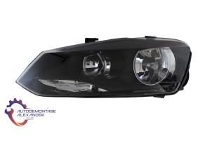Nieuwe Koplamp links Volkswagen Polo Prijs € 139,98 Inclusief btw aangeboden door Alexander Autodemontage