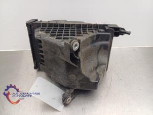 Gebruikte Luchtfilterhuis Kia Sorento III (UM) 2.2 CRDi 16V VGT 4x4 Prijs op aanvraag aangeboden door Alexander Autodemontage