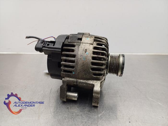 Gebruikte Dynamo Volkswagen Passat (3C2) 1.4 TSI 16V Prijs € 36,30 Inclusief btw aangeboden door Alexander Autodemontage