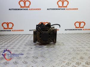 Gebruikte Dynamo Mercedes C Combi (S203) 1.8 C-180K 16V Prijs € 70,00 Margeregeling aangeboden door Alexander Autodemontage