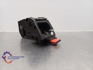 Gebruikte Diversen Volkswagen Passat (3C2) 2.0 TDI 16V 140 Prijs op aanvraag aangeboden door Alexander Autodemontage